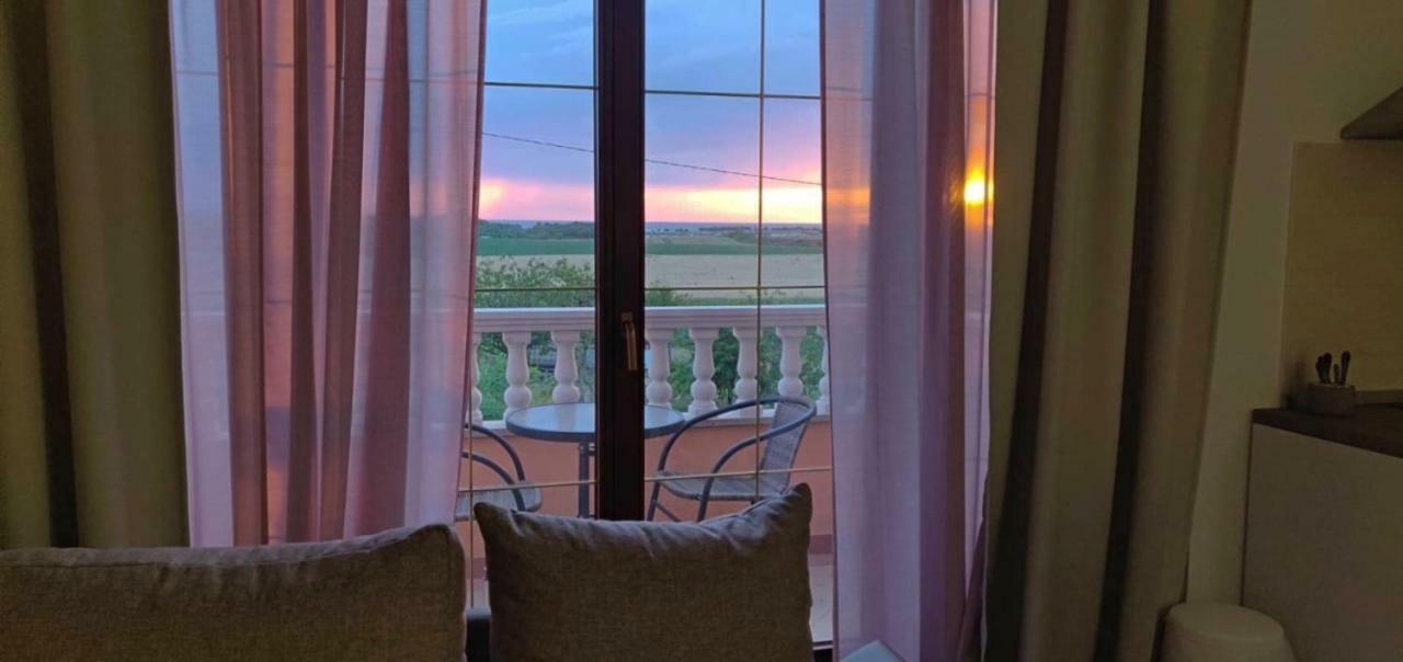 Apartment Sole ウマグ エクステリア 写真
